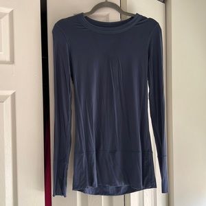 Blue lululemon align long sleeve. Size 6